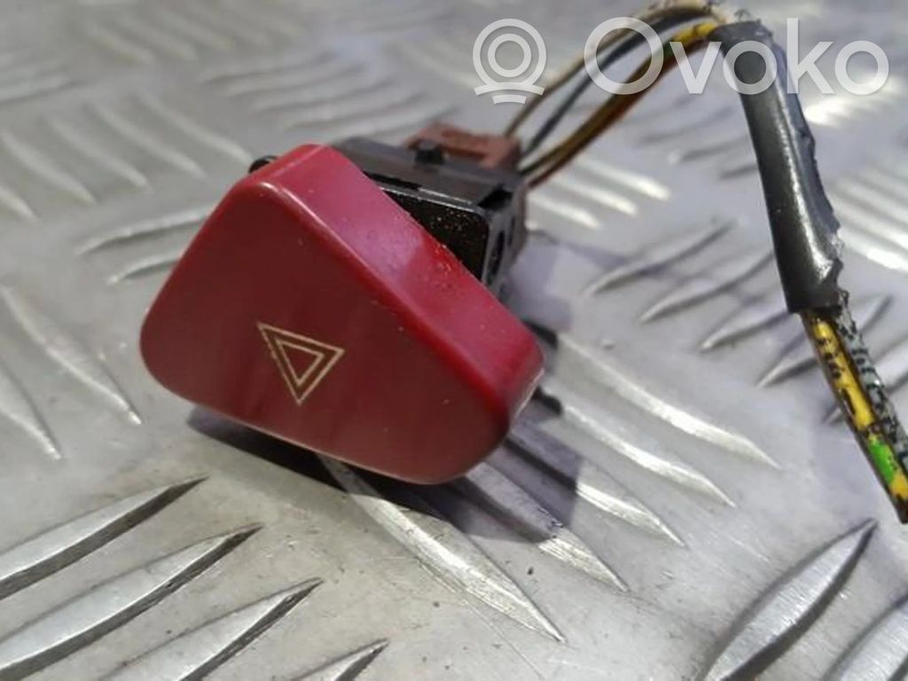 Botón interruptor de luz de peligro   96296484KR,96296484KR