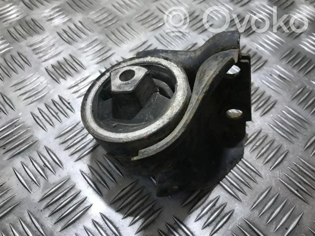 Soporte de montaje del motor