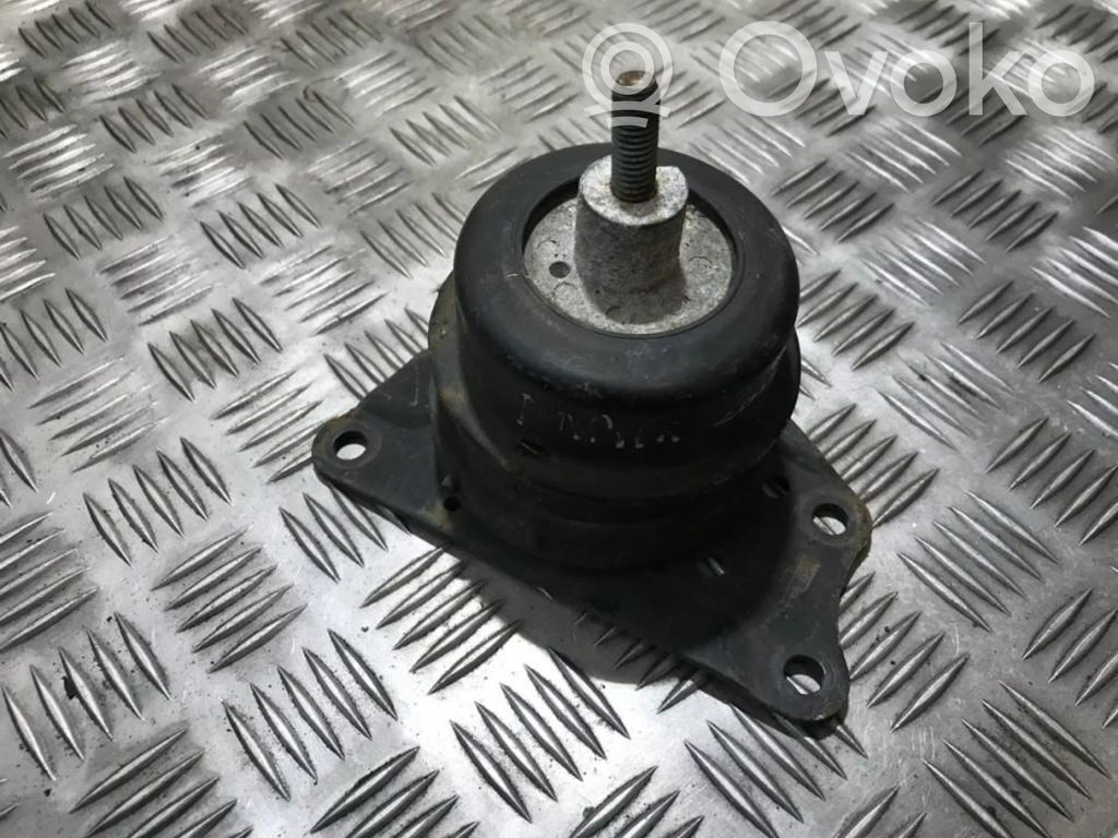 Volkswagen Polo Suport tampon motor 