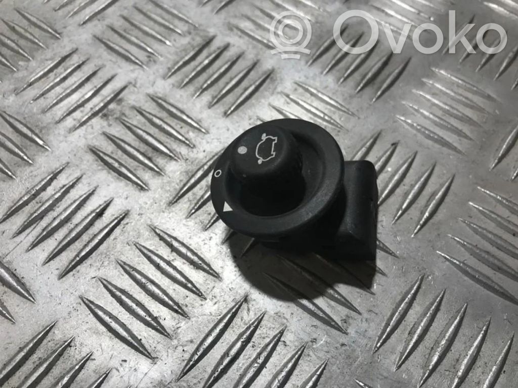 Interruptor del espejo lateral   93BG17B676BA,D3L0A,93BG17B676BA,D3L0A