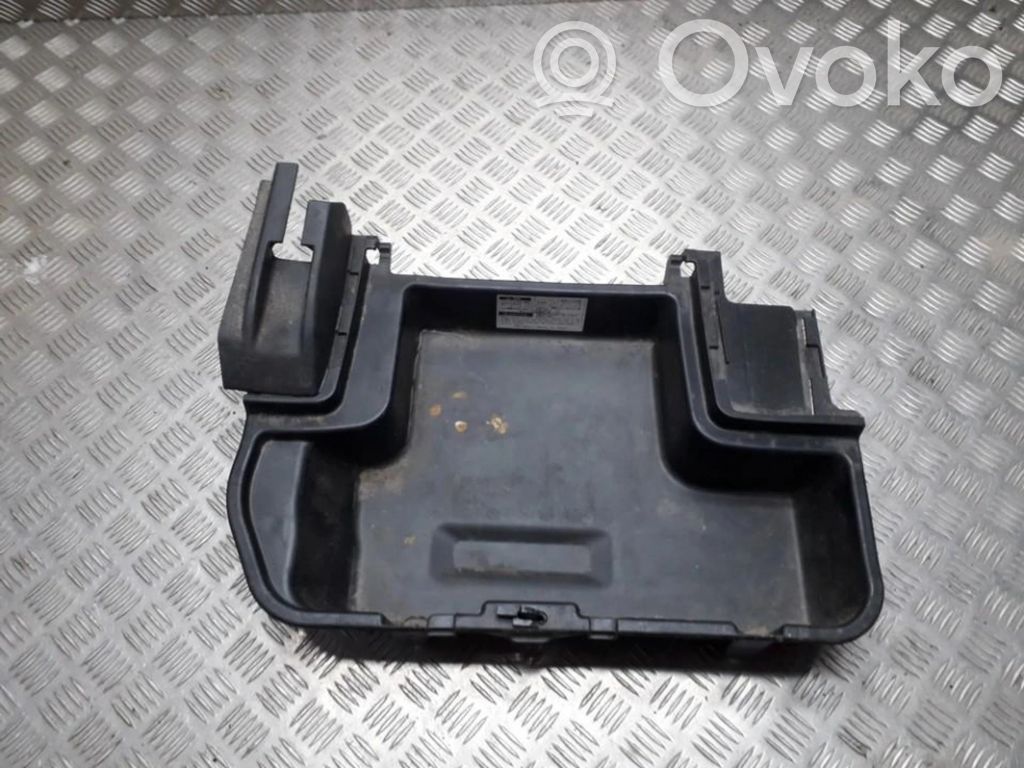 Toyota Corolla Verso E121 Inne części wnętrza samochodu 