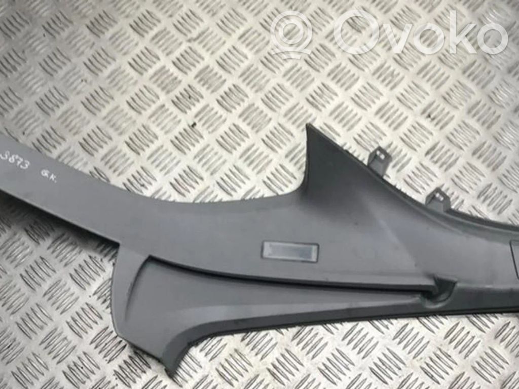 BMW 3 E90 E91 Kita salono detalė 