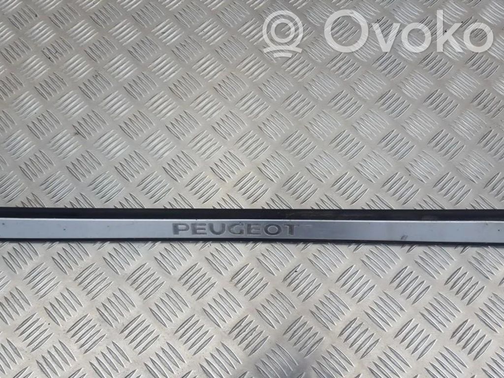 Peugeot 607 Copertura del rivestimento del sottoporta anteriore 