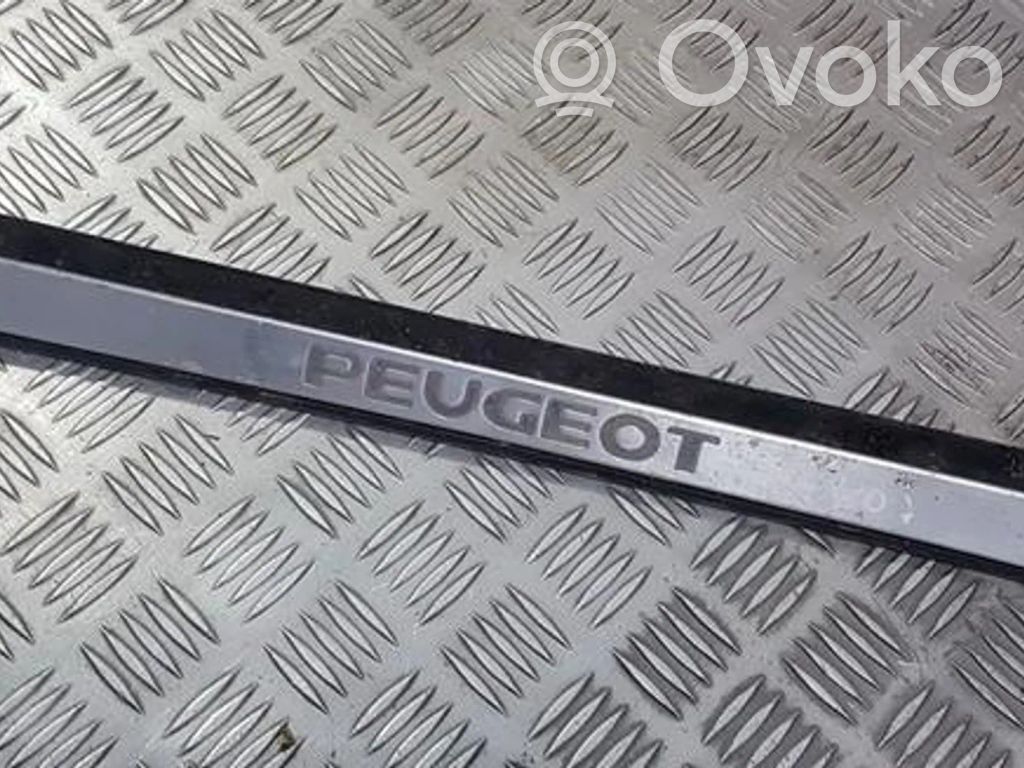 Peugeot 607 Copertura del rivestimento del sottoporta anteriore 