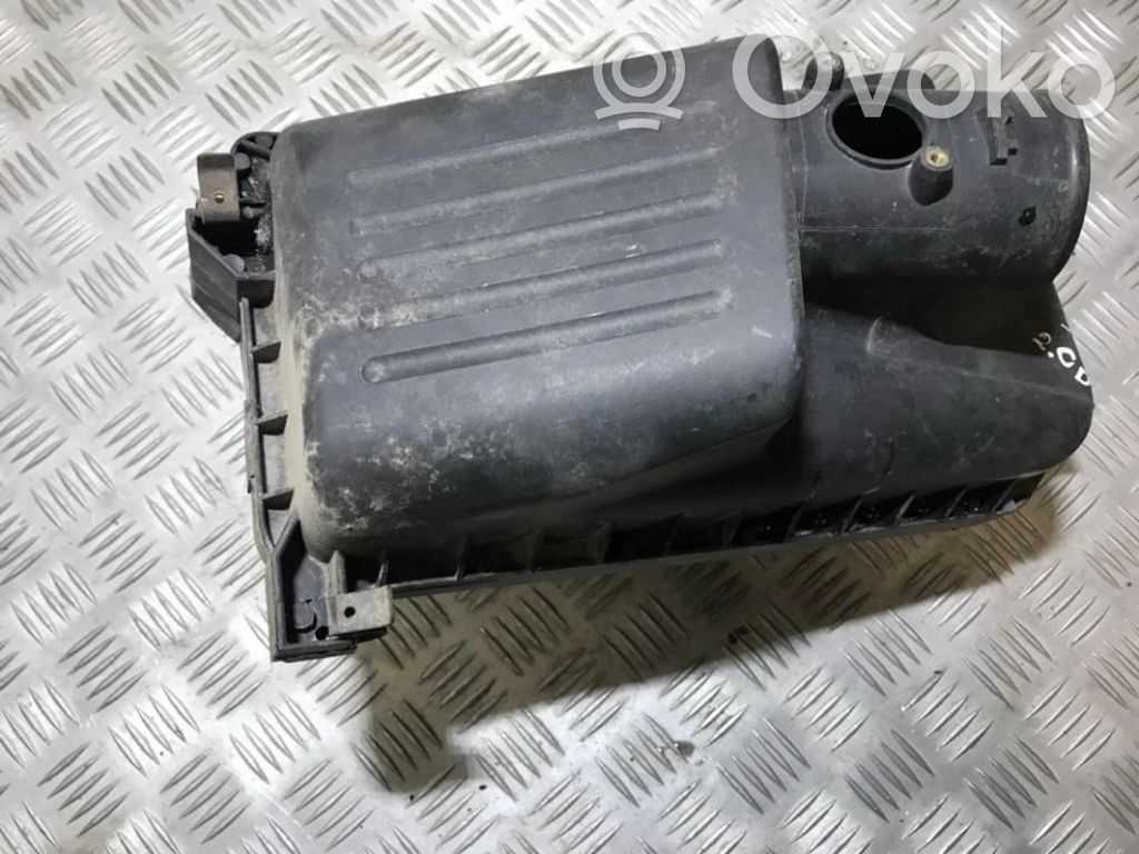 Air filter box