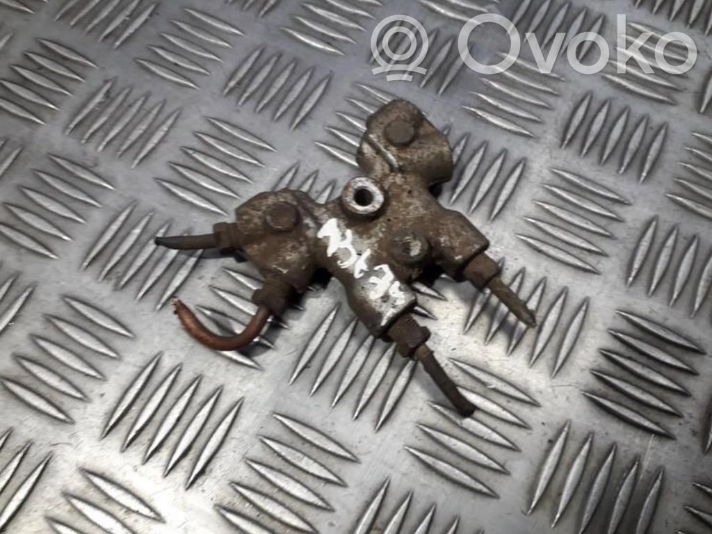 Nissan Sunny Air suspension compressor 