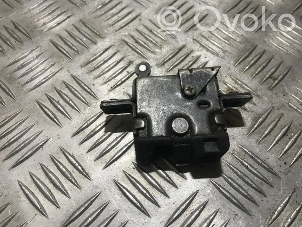 BMW 5 E34 Blocco/chiusura/serratura del portellone posteriore/bagagliaio 