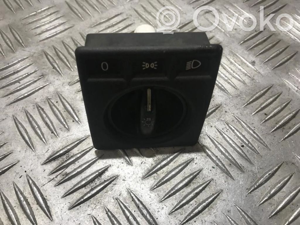 Interruptor de luz   90057580,500986,500986,90057580