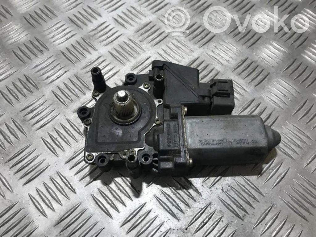 Audi A4 S4 B5 8D Motorino alzacristalli della portiera posteriore 
