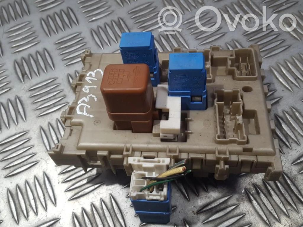 Nissan Almera N16 Set scatola dei fusibili