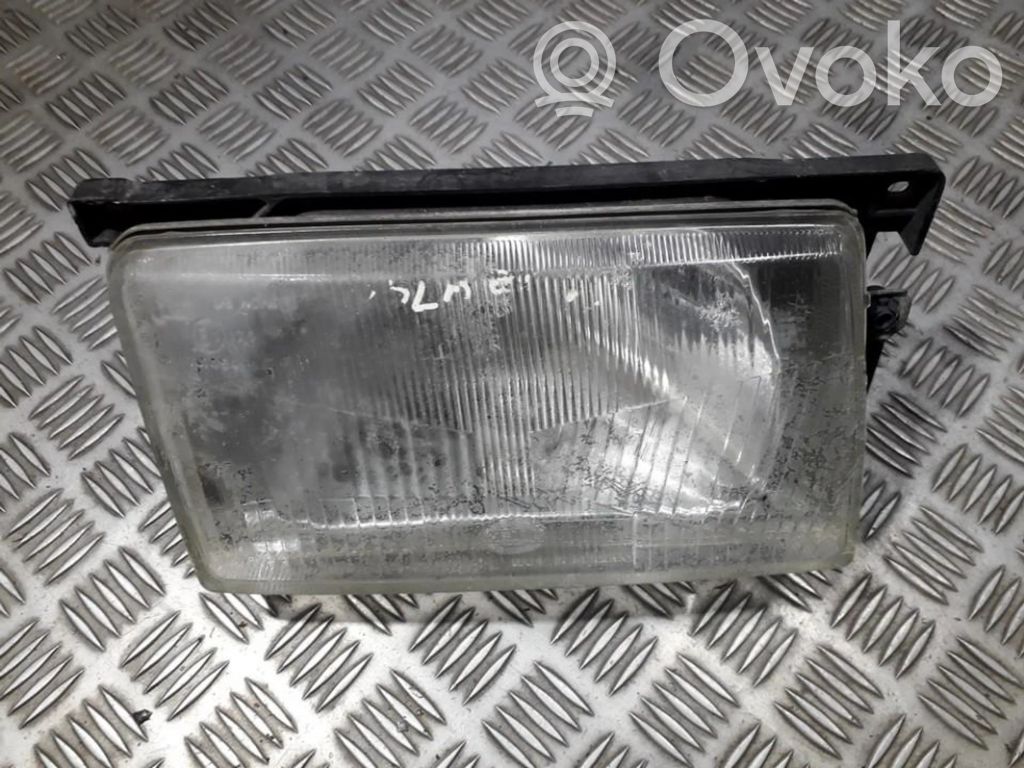 Volkswagen Polo II 86C 2F Scheinwerfer 