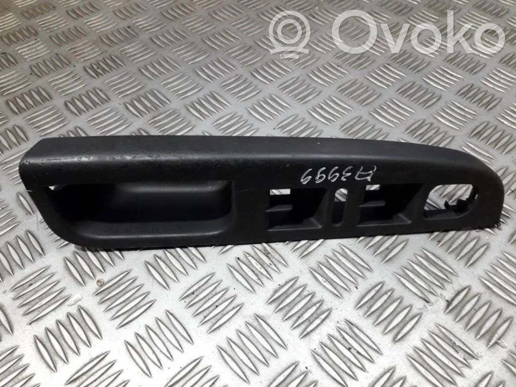 Volkswagen Jetta V Interruptor del elevalunas eléctrico 