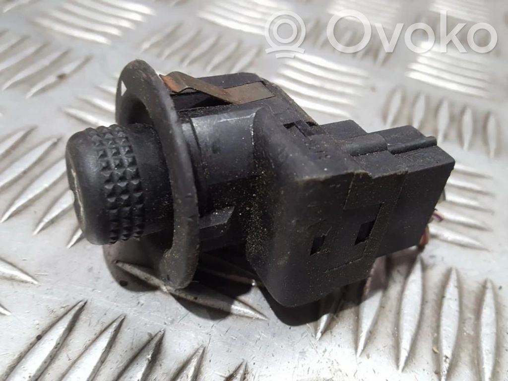 Ford Mondeo Mk III Interruttore specchietto retrovisore