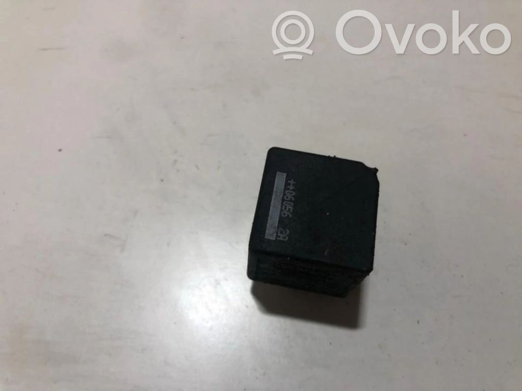Altri relè   5M5T14B192CA,5M5T14B192CA