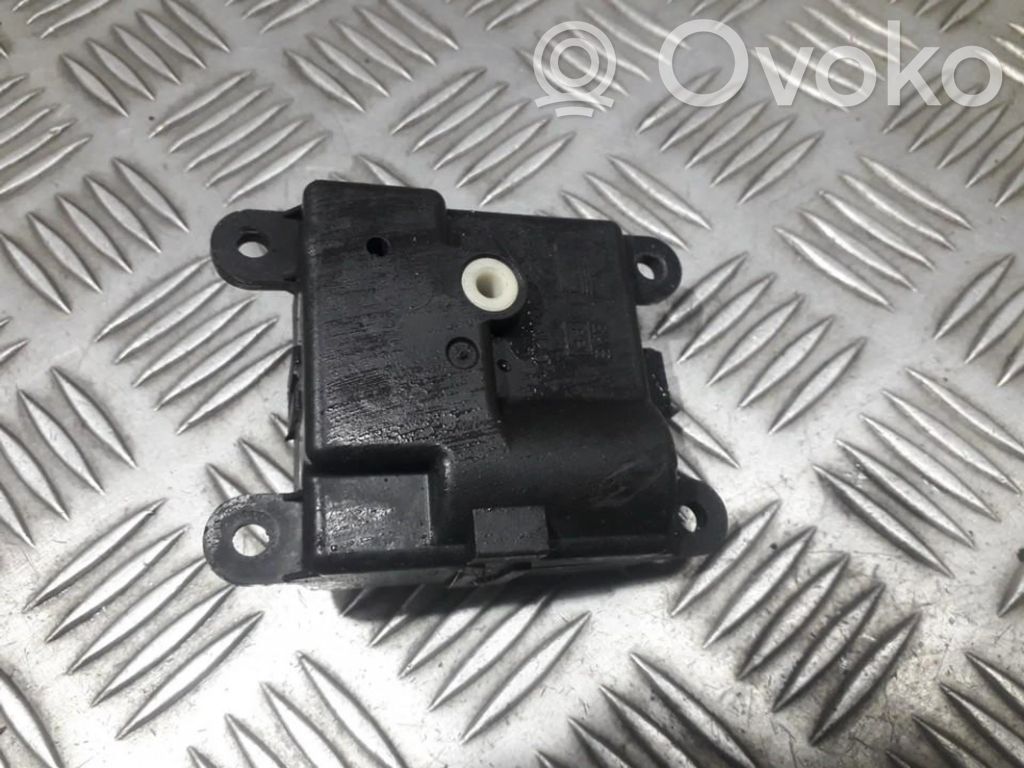 Nissan X-Trail T30 Motor/actuator clapetă aer 