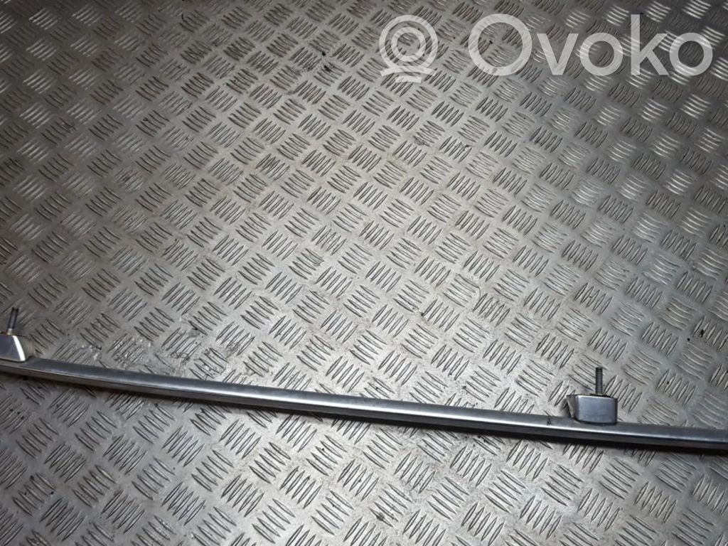 Volkswagen Touran I Șină bară capotă