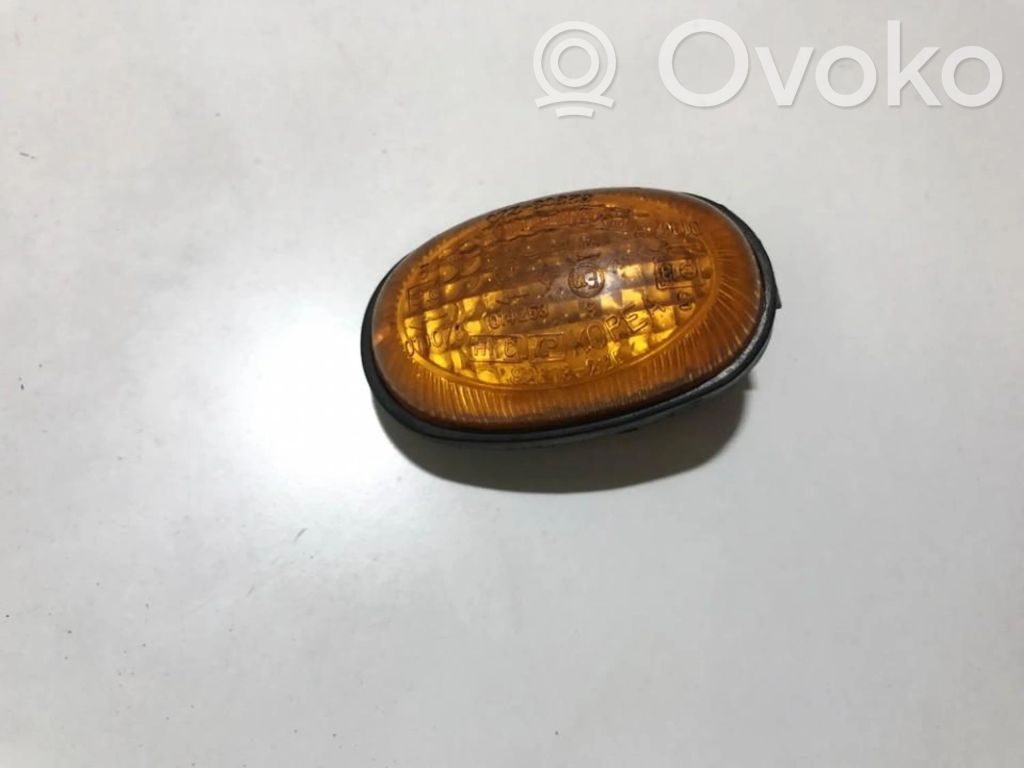 Hyundai Sonata Semnalizator bară față 