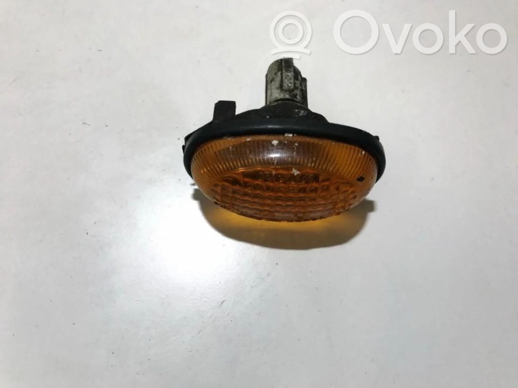 Hyundai Sonata Semnalizator bară față 