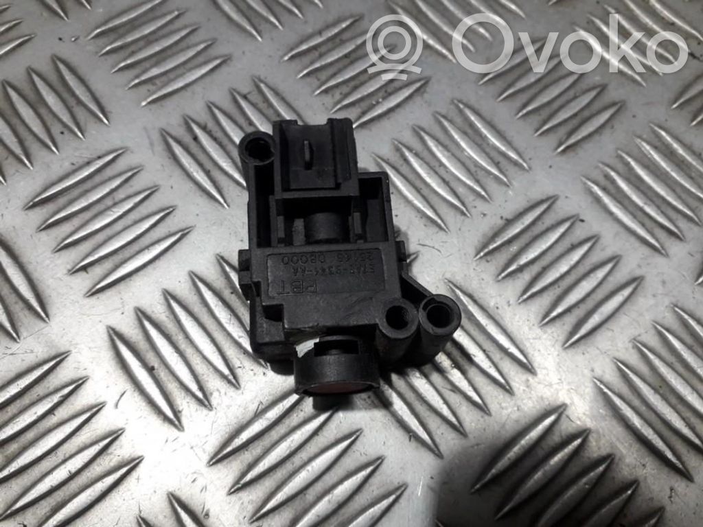 Ford Focus Fuel cut-off switch 