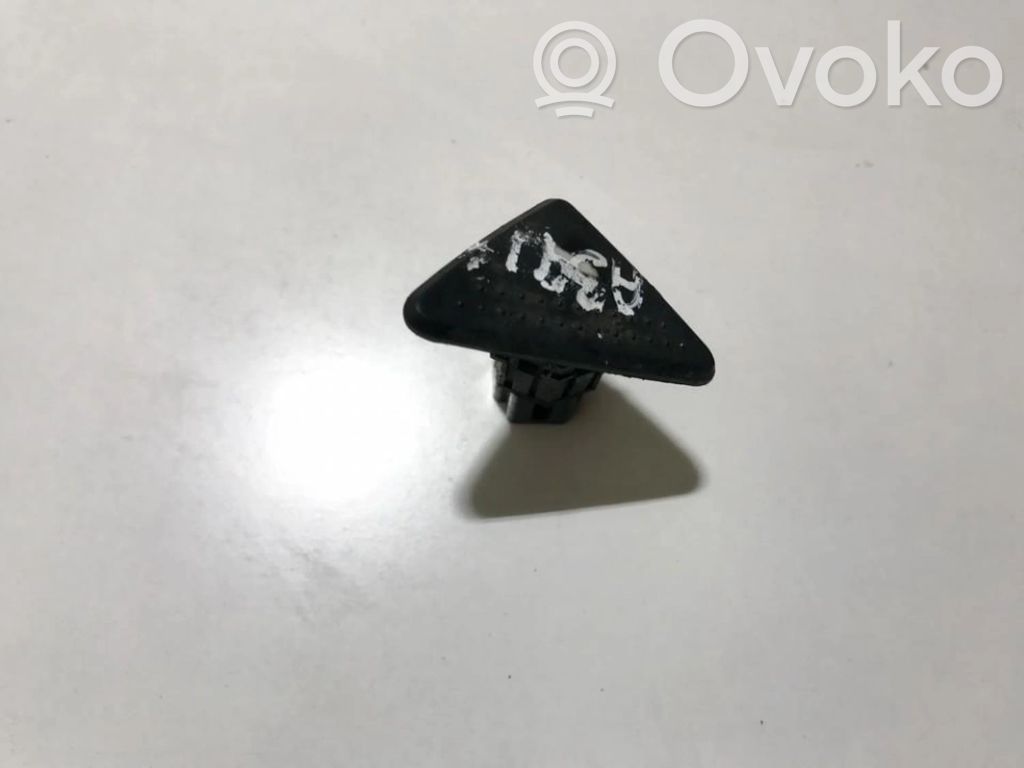 Tailgate opening switch   98AG198514AD,98AG198514AD,98AG198514AD,98AG198514AD