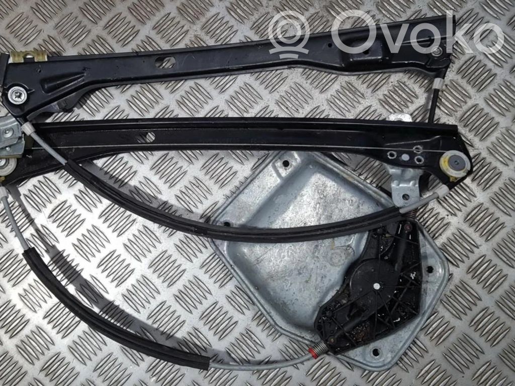Volkswagen Golf V Alzacristalli del portellone scorrevole con motorino 