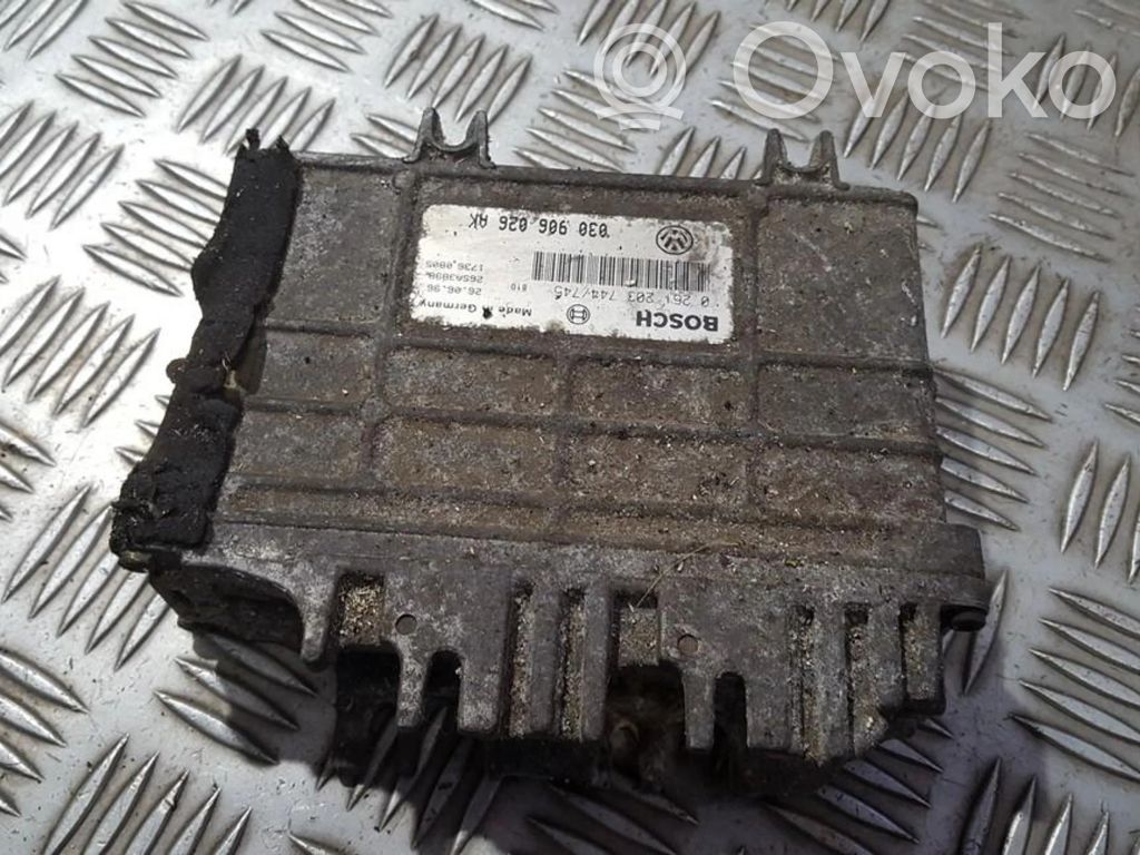 Volkswagen Polo III 6N 6N2 6NF Motorsteuergerät/-modul 