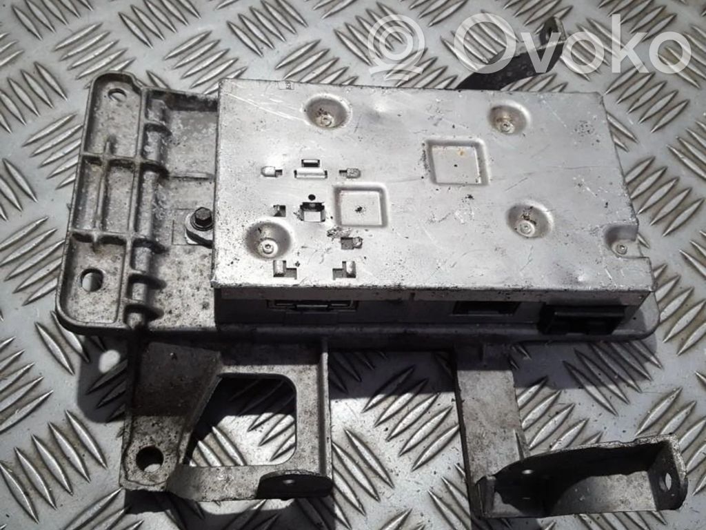 Vahvistin   4F1035462,PTKS6,4F1035462,PTKS6