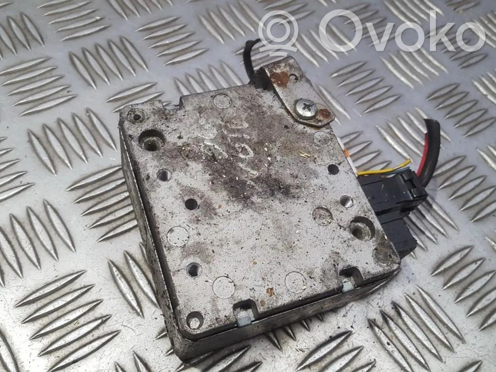 Nissan Note (E11) Ohjaustehostimen ohjainlaite/moduuli 