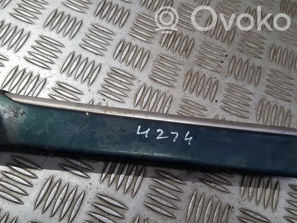 Mercedes-Benz C W202 Rivestimento parafango (modanatura)