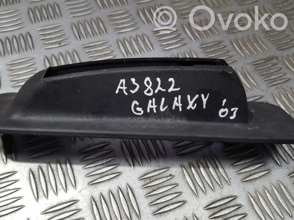 Otros repuestos del interior   7M0711468B,95VW2404CCW,7M0711468B,95VW2404CCW