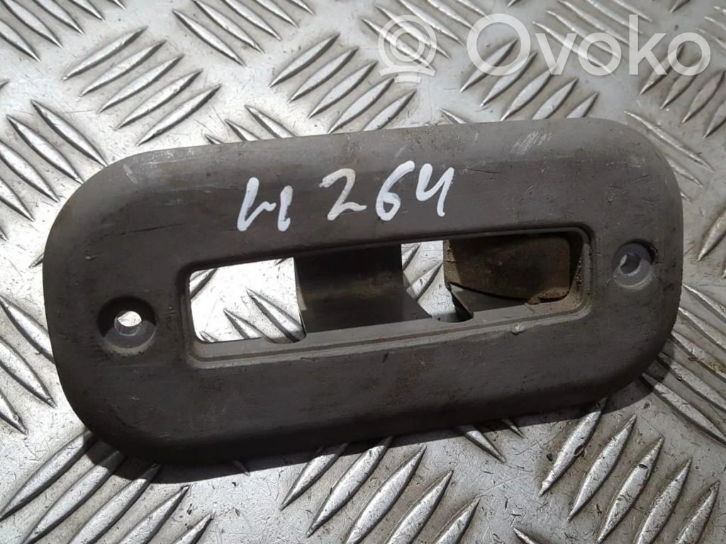 Altra parte interiore   7M0883087F,95VW114A60DBW,7M0883087F,95VW114A60DBW