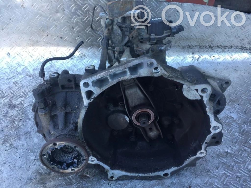 Audi A3 S3 8L Manuaalinen 5-portainen vaihdelaatikko 