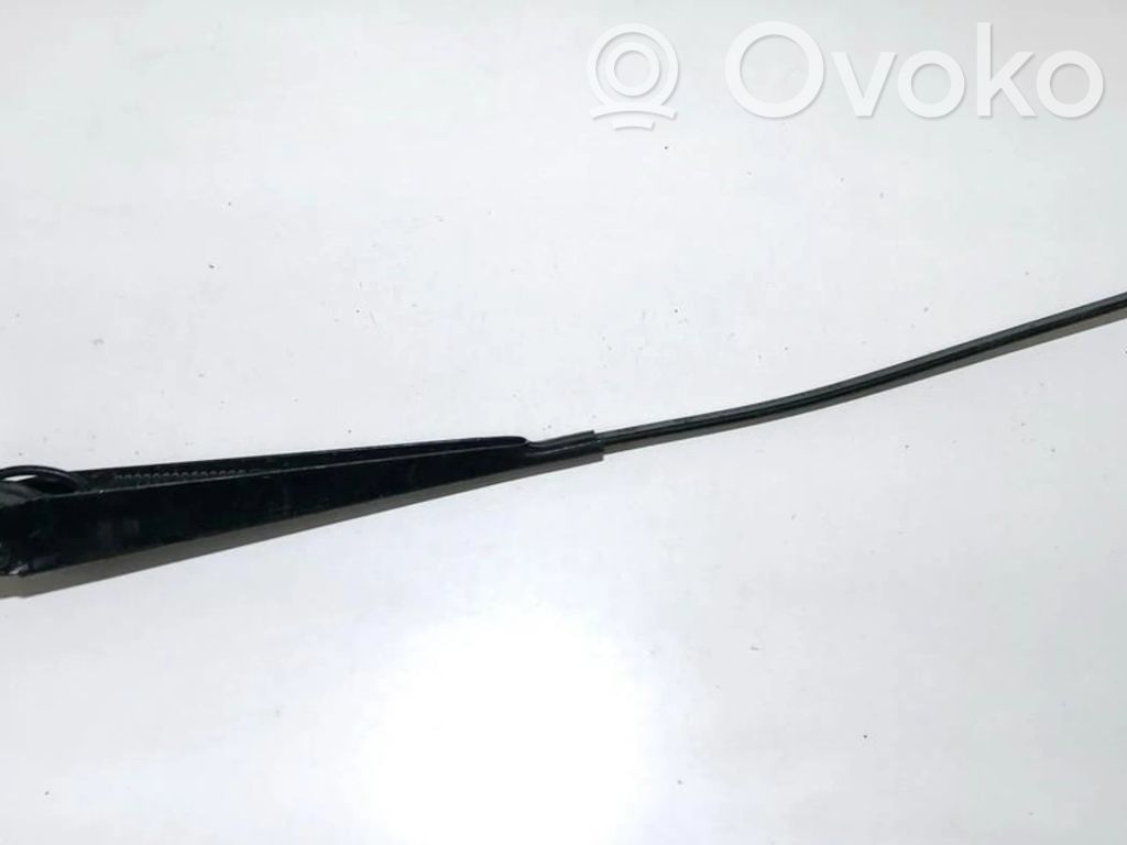Ford Fiesta Front wiper blade arm 