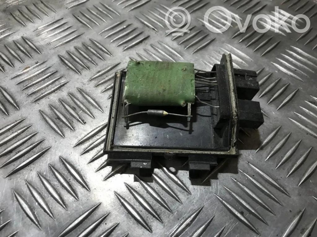 Audi 80 90 B3 Motor aerotermă/rezistor ventilator 