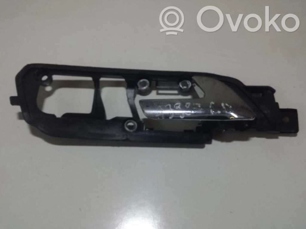 Volkswagen Polo Klamka wewnętrzna drzwi tylnych 