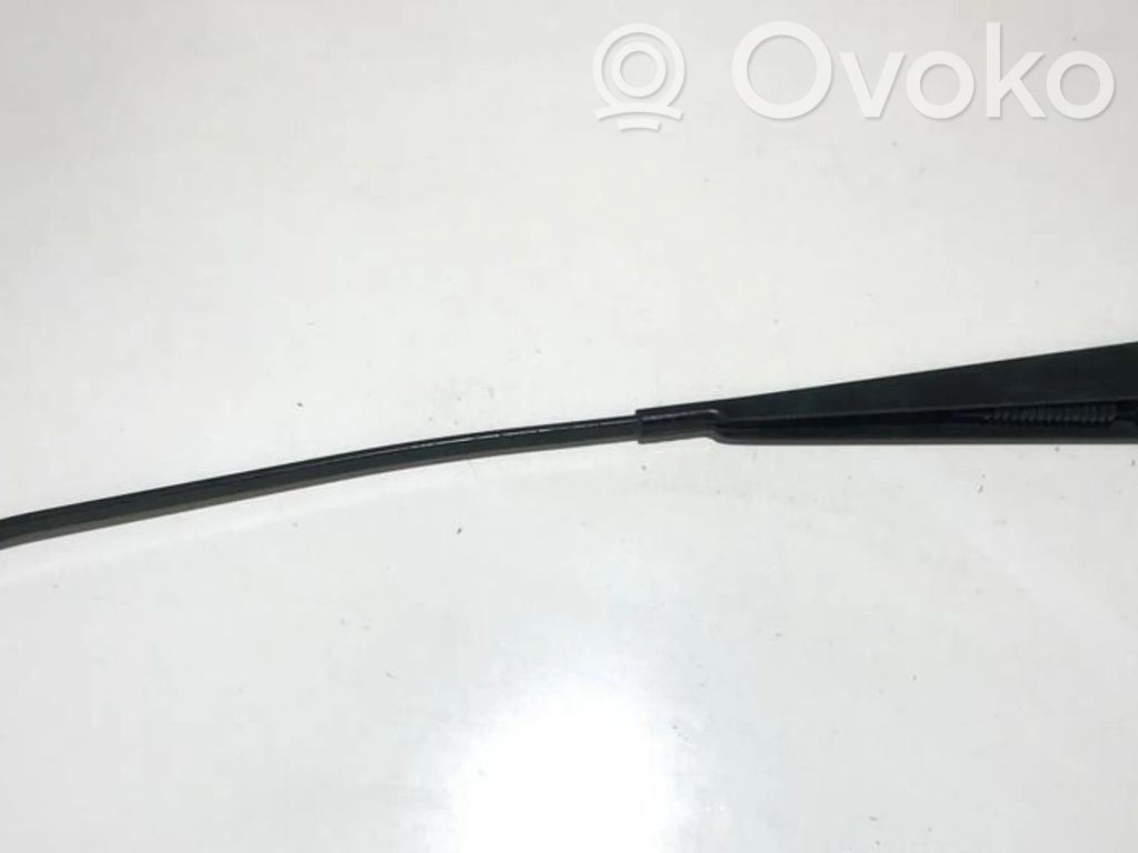 Ford Fiesta Front wiper blade arm 