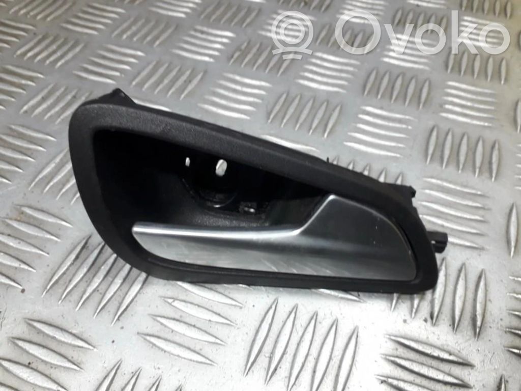Manecilla interna puerta trasera   AM51U22600BEW,AM51U22600BEW,AM51U22600BEW,AM51U22600BEW