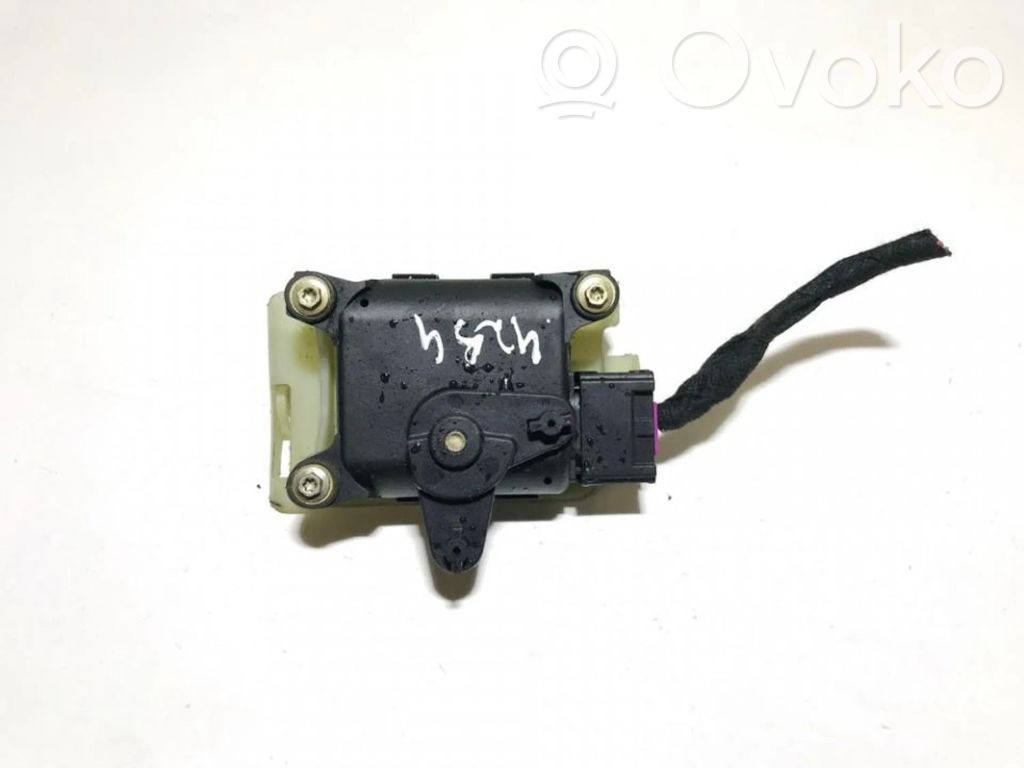 Volkswagen PASSAT B5.5 Motor/actuator clapetă aer