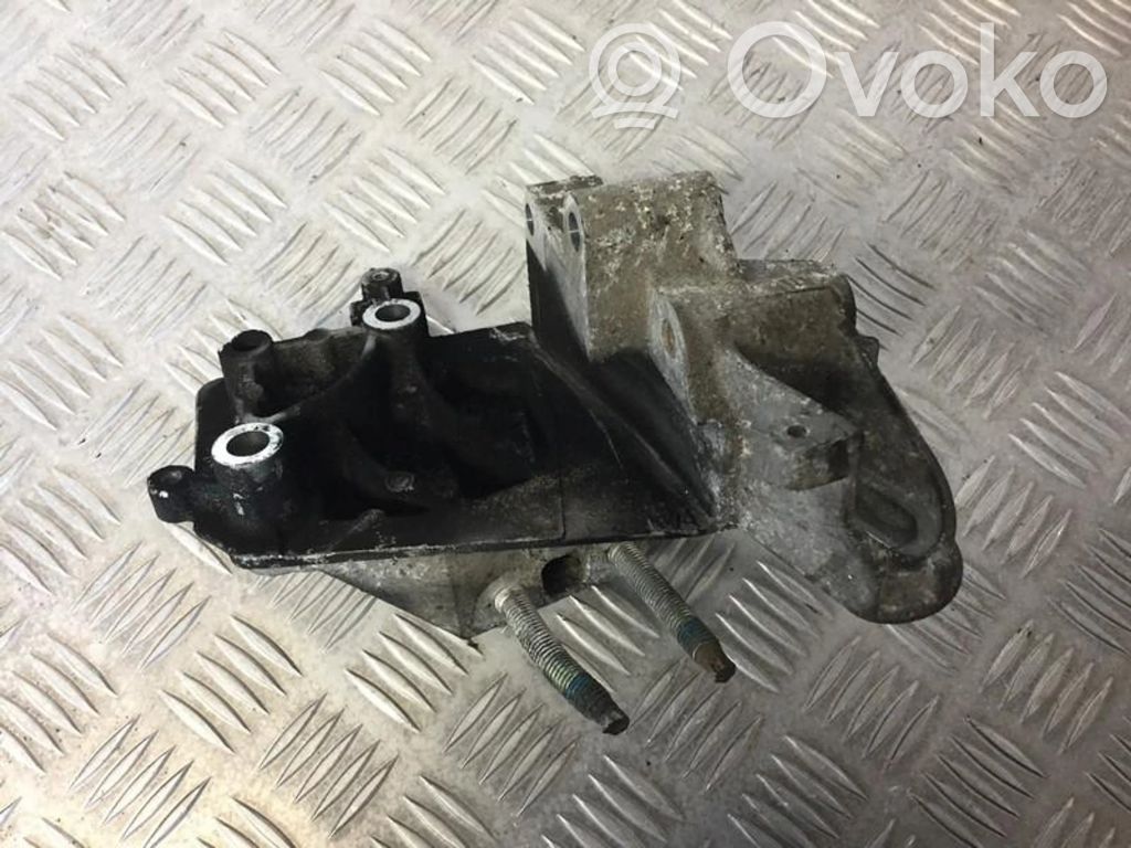Engine mounting bracket   98MM6F001A1A,98MM6F001A1A,98MM6F001A1A,98MM6F001A1A