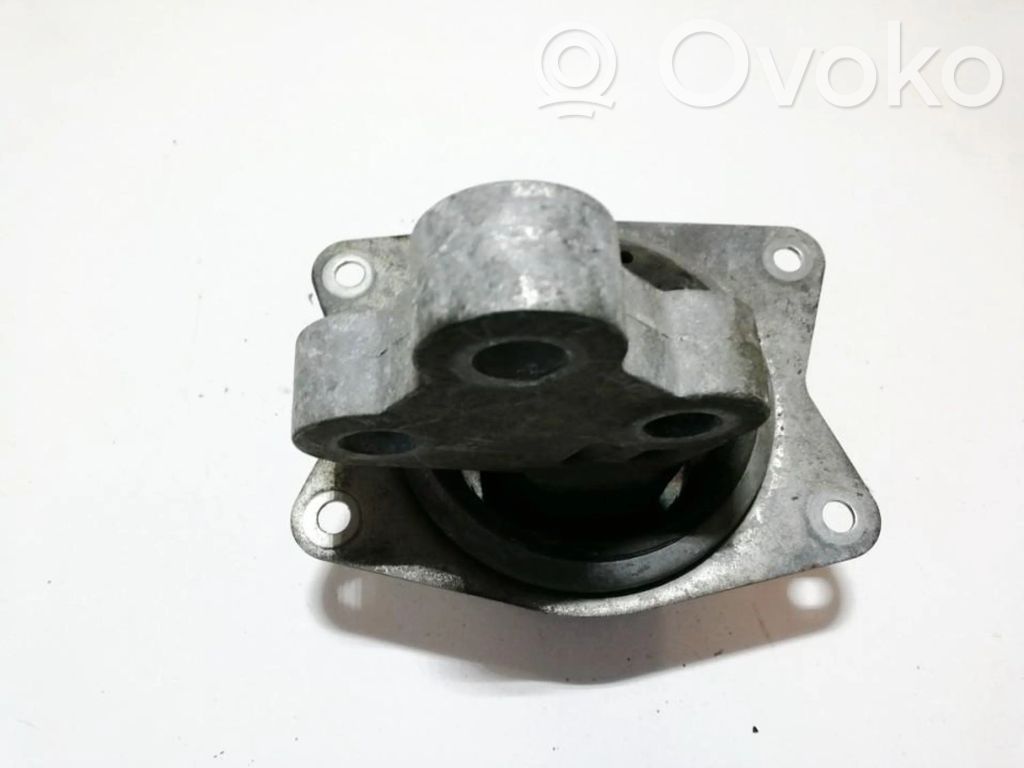 Opel Vectra C Engine mount bracket 