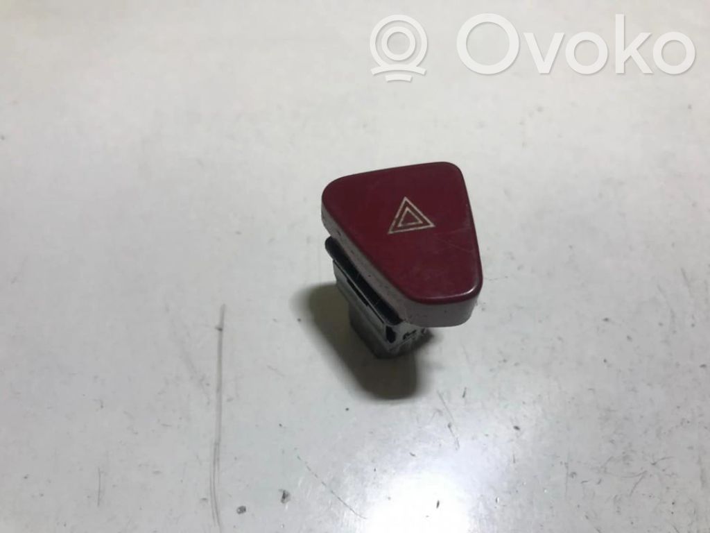 Peugeot 607 Hazard light switch 