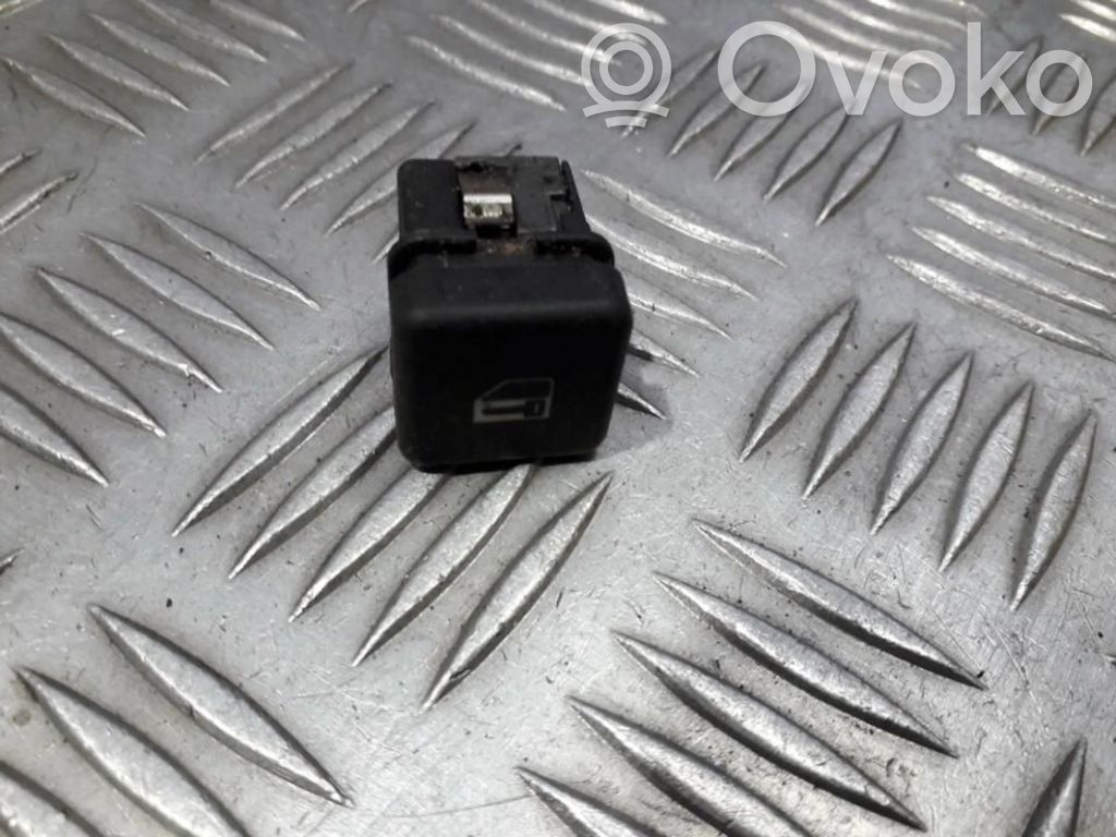 Central locking switch button   8360828,8360828