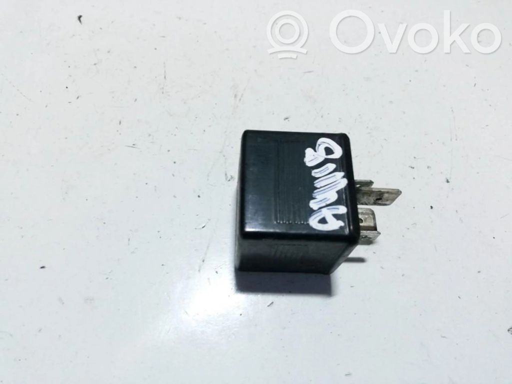 Audi A6 S6 C4 4A Altri relè 