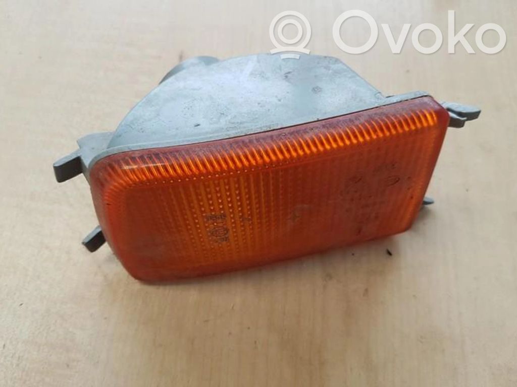 Volkswagen Golf III Semnalizator față