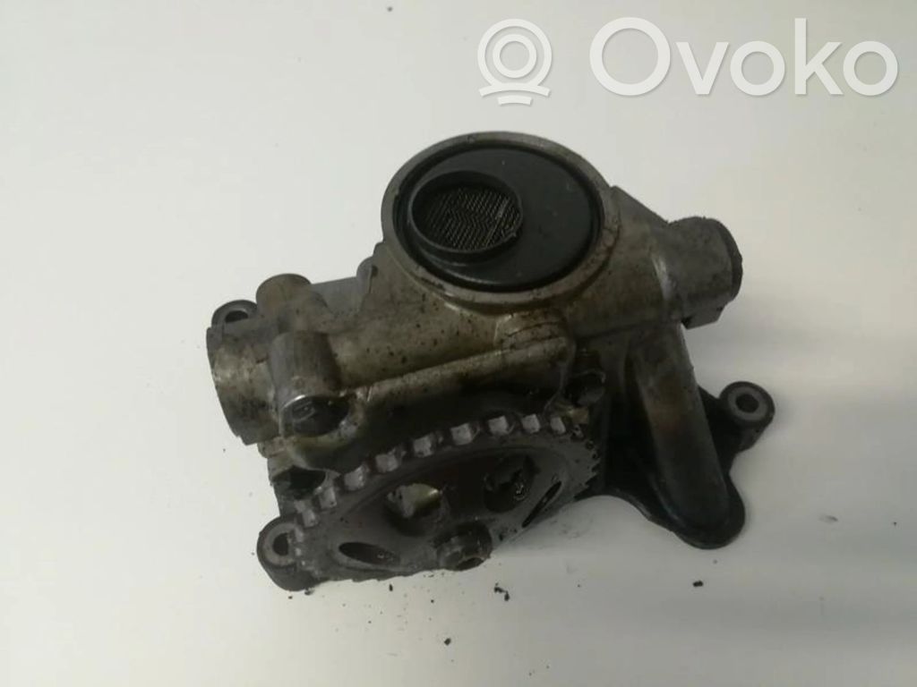 Audi A4 S4 B5 8D Pompă ulei 
