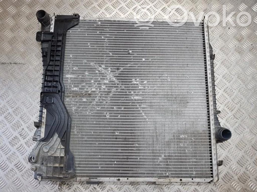 Radiateur de refroidissement   143902,143902
