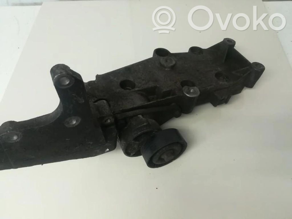 Engine mounting bracket   9497106,9497106