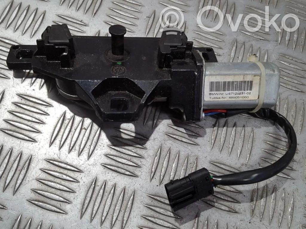 BMW 5 E60 E61 Încuietoare portbagaj 