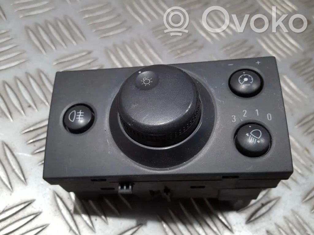 Interruptor de luz   13177065,LK04060060,13177065,LK04060060