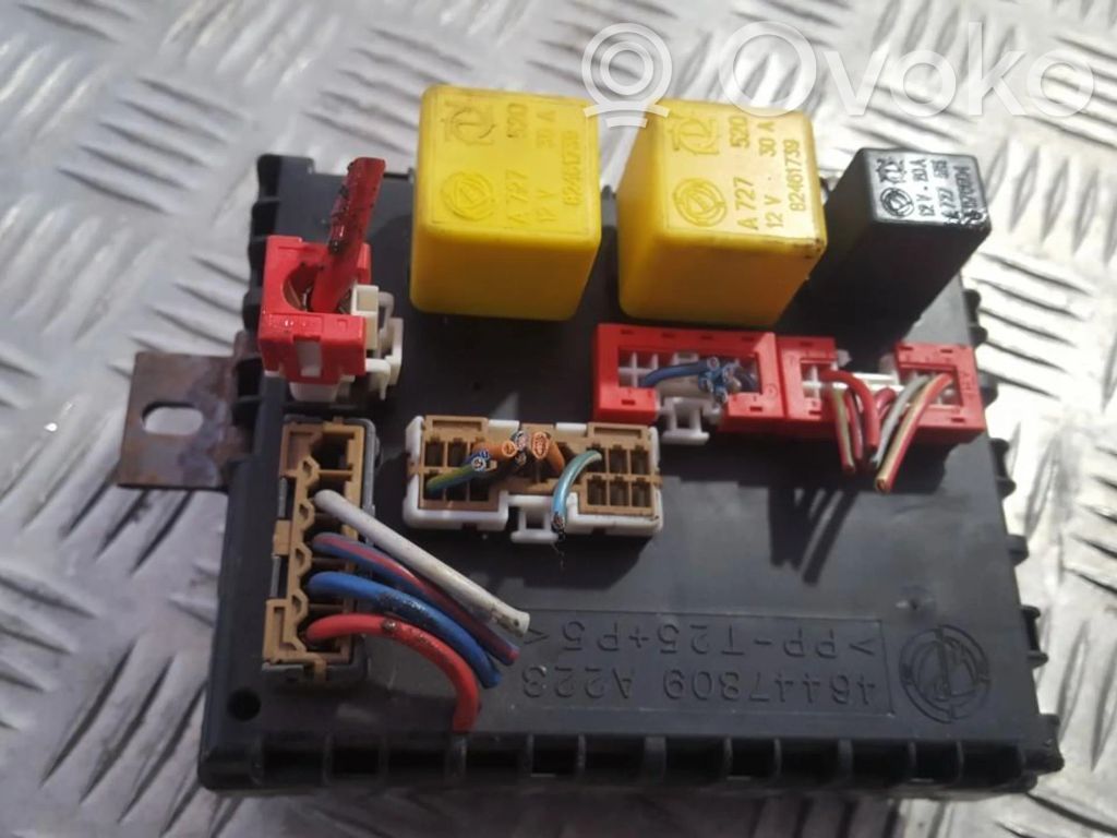Sulakerasiasarja   46447809,A223,46447809,A223